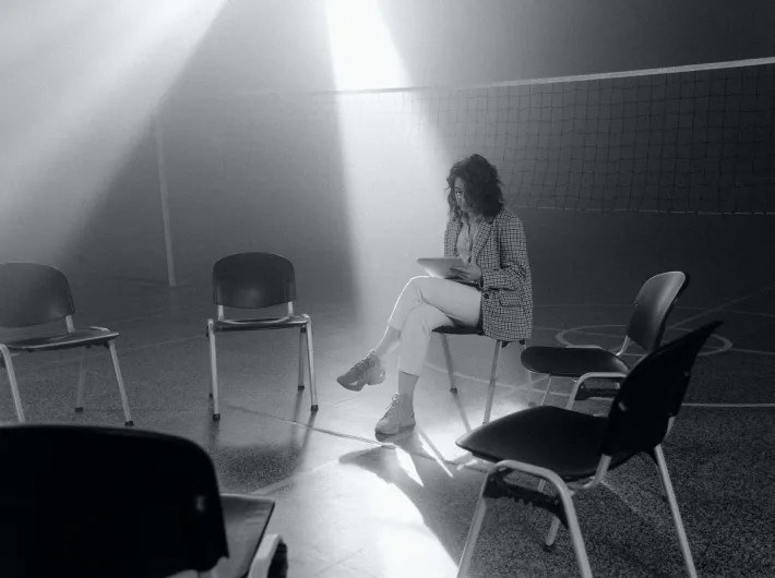 Key and fill on a talk set